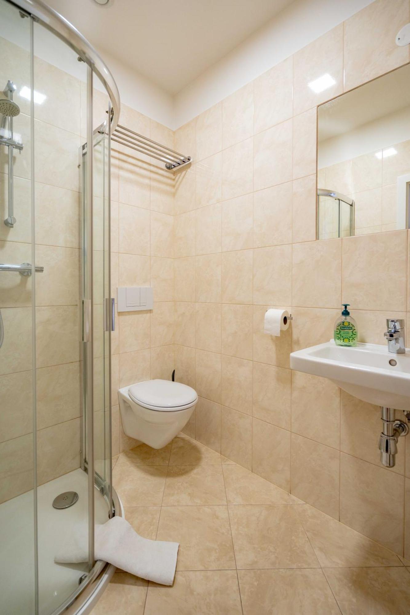 Hotel Volf Přeštice Esterno foto