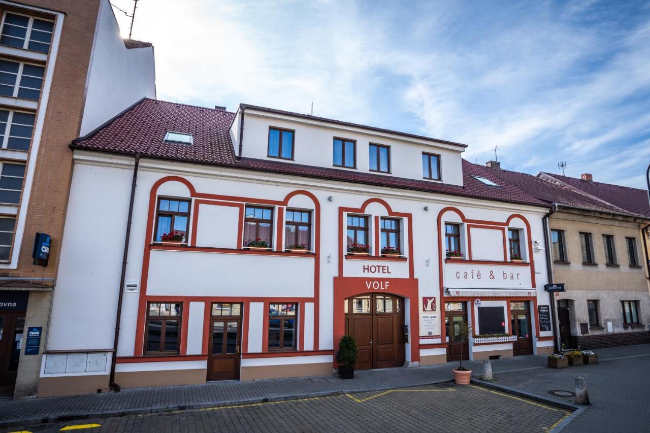 Hotel Volf Přeštice Esterno foto